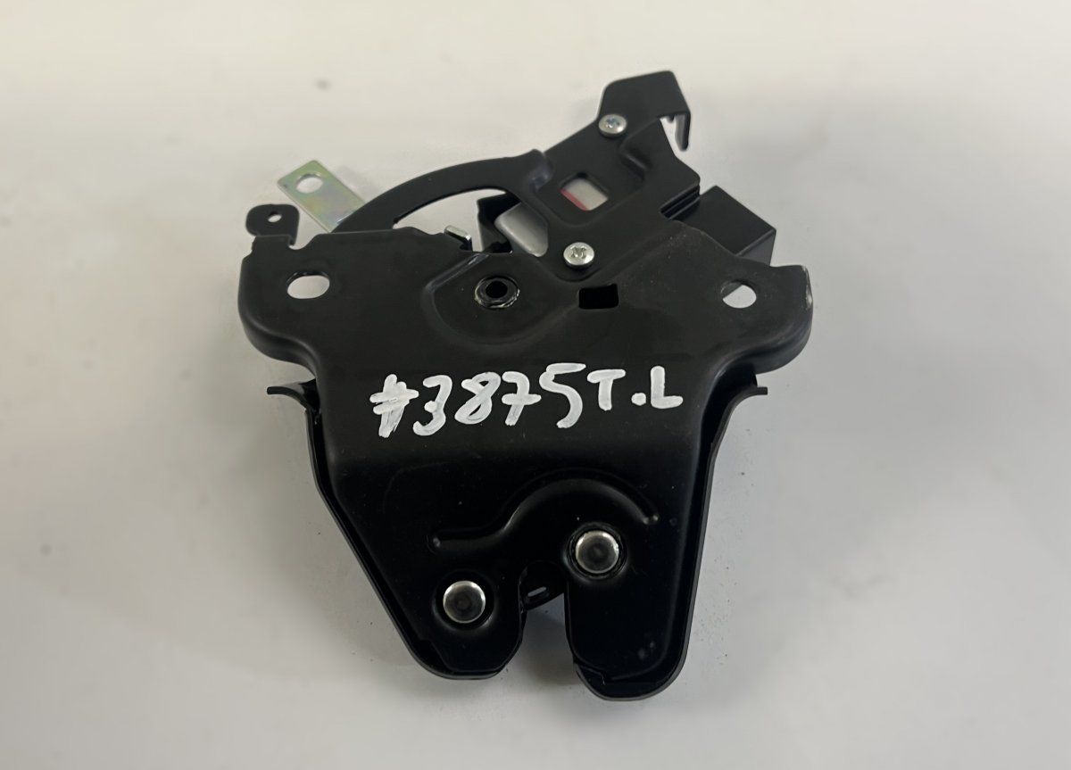 GJR956820 Bootlid / tailgate lock MAZDA 6 (GJ, GL) (2012-2020)