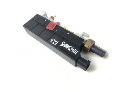 C2C35166 Luftfederungsventilblock JAGUAR XJ (X350, X358) (2003-2009)