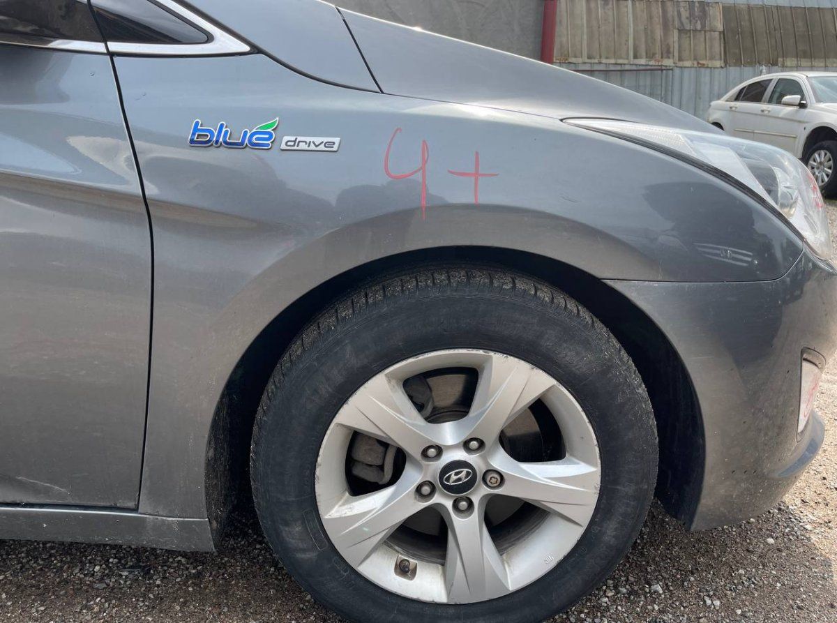 Fender Front Right HYUNDAI i40 (VF) (2011-2019)