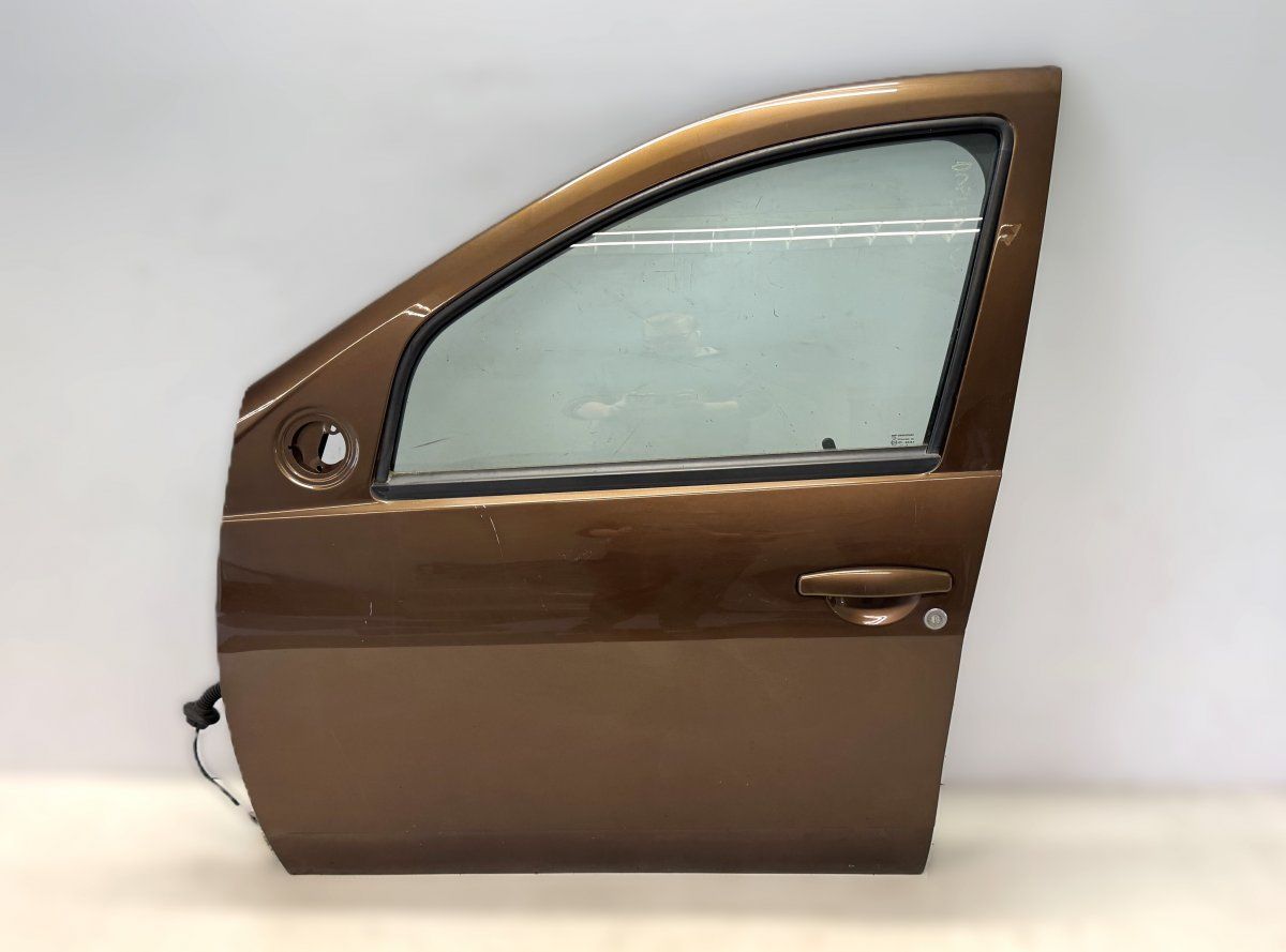 801015127R Door Front Left DACIA DUSTER I (2010-2017)