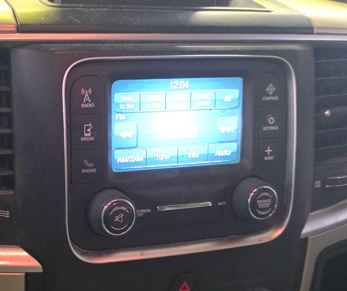 68271365AE Radio RAM RAM 1500 2500 3500 (DJ, DS) (2010-2018)