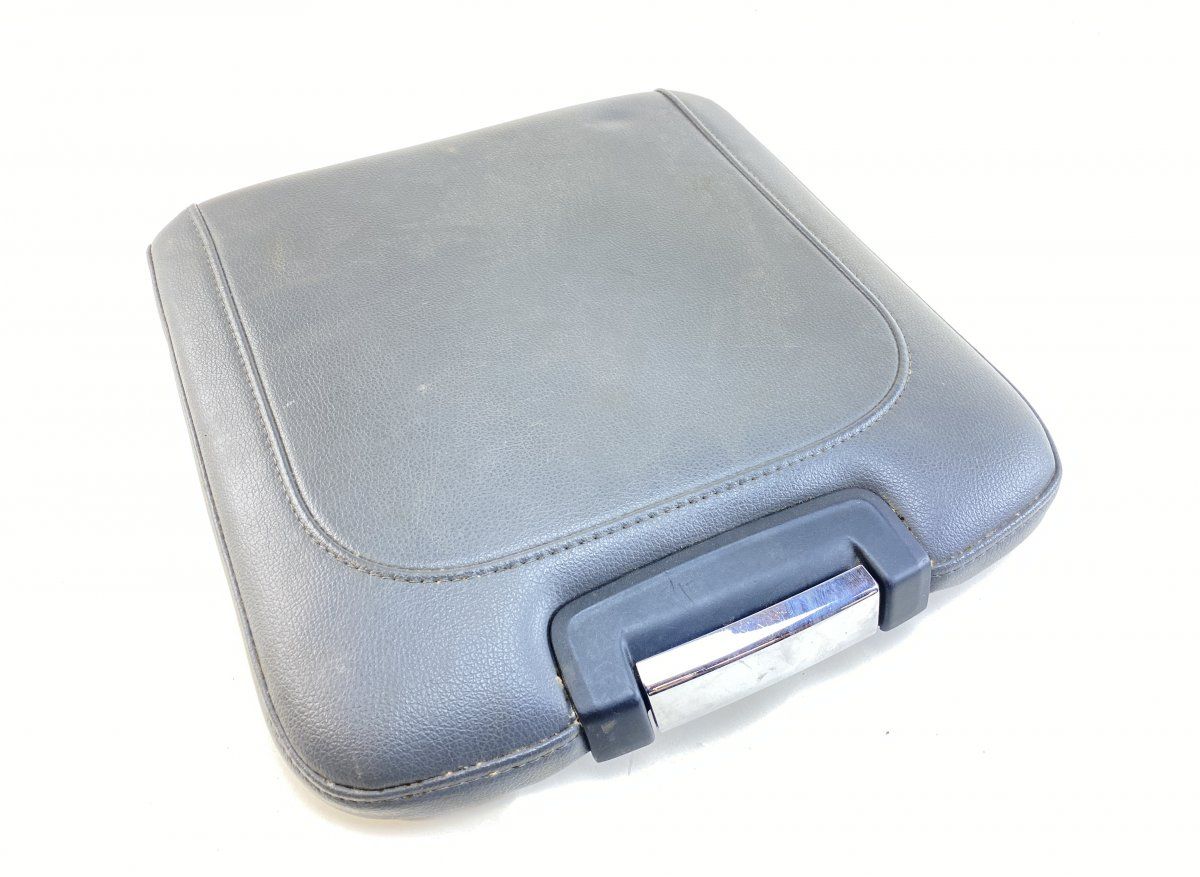 5NB15LU7AC Armrest cover front RAM RAM 1500 2500 3500 (DJ, DS) (2010-2018)
