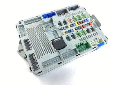 C2Z30497 Fuse box JAGUAR XF (X250, CC9) (2008-2015)