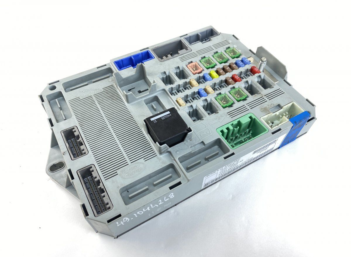 C2Z30497 Fuse box JAGUAR XF (X250, CC9) (2008-2015)
