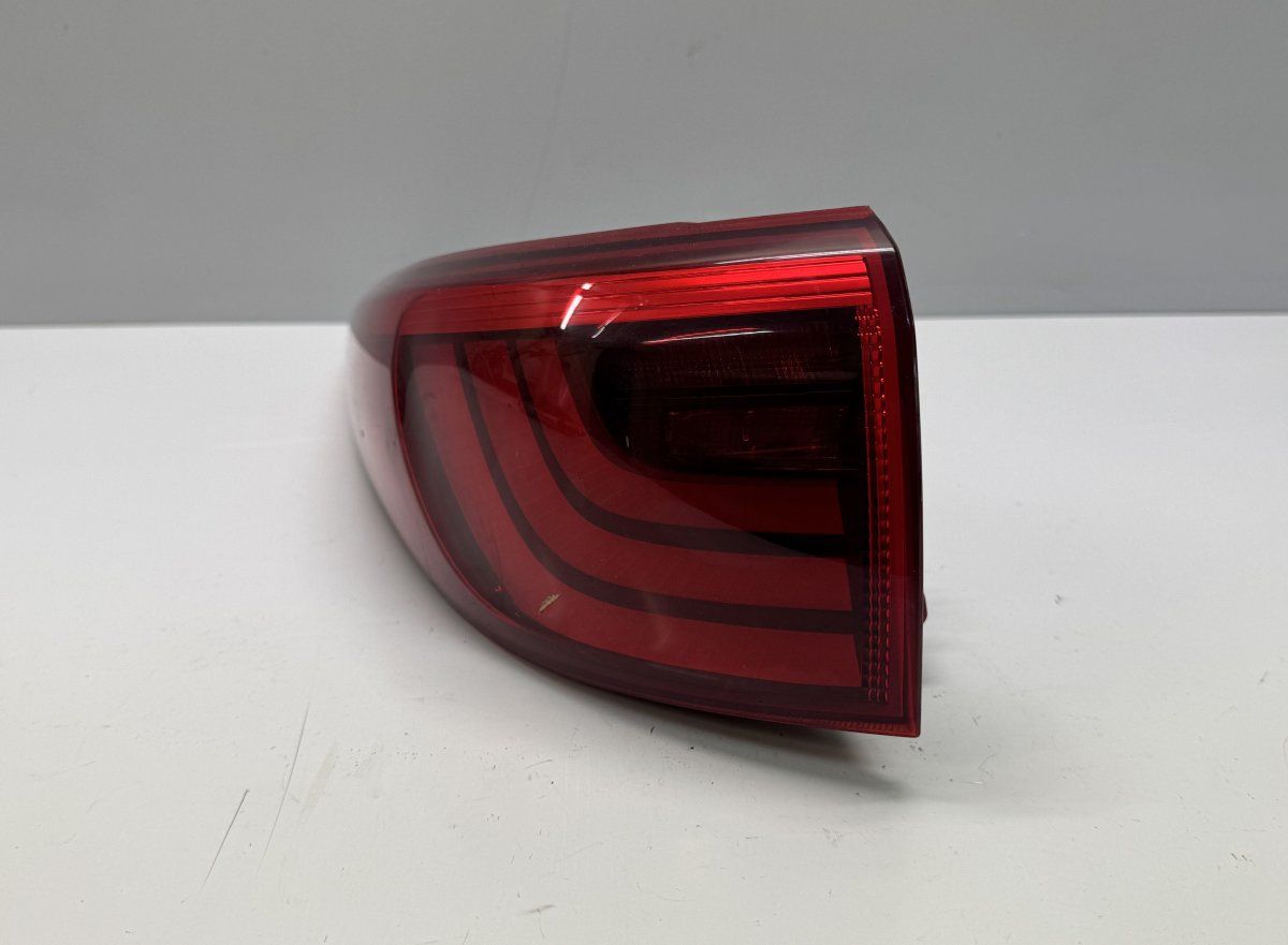 92401F1100 Tail light left KIA SPORTAGE IV (QL) (2015-2021)