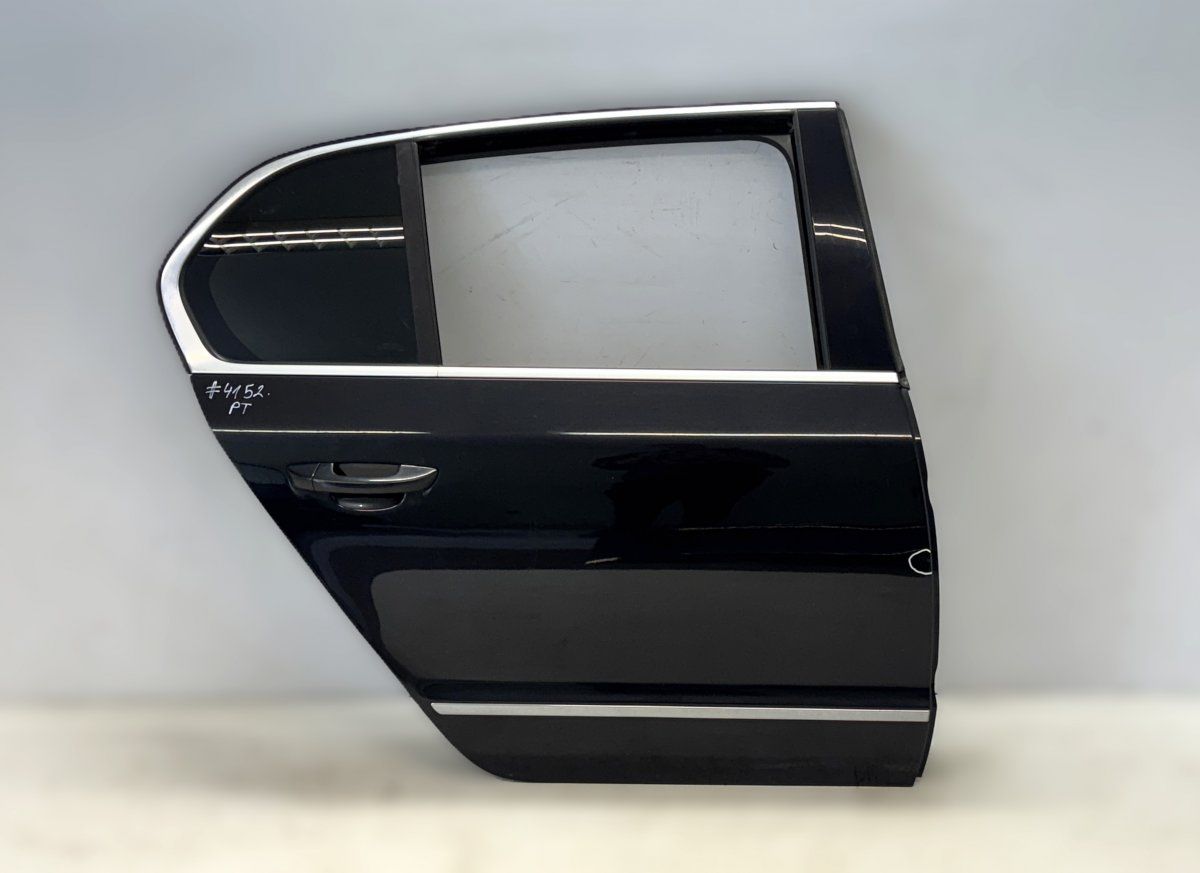 3T5833056 Door Rear Right SKODA SUPERB II (3T4, 3T5) (2008-2015)