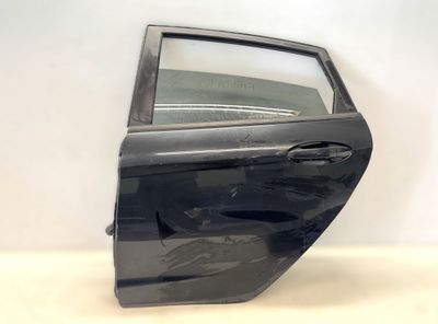 8A61A24705AE Aizmugurējās kreisās puses durvis FORD FIESTA VI (2008–2017)