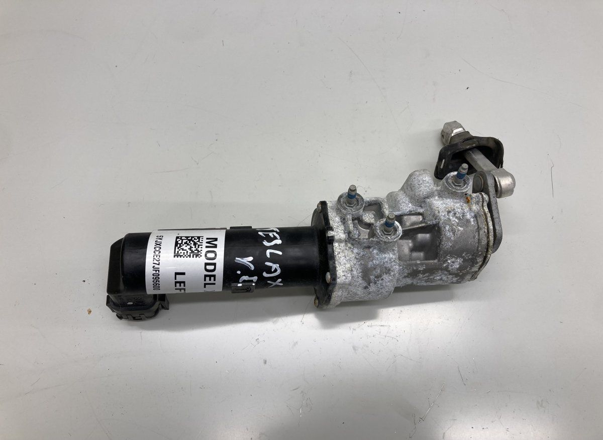 104535100H Door locks, other TESLA MODEL X (5YJX) (2013-)