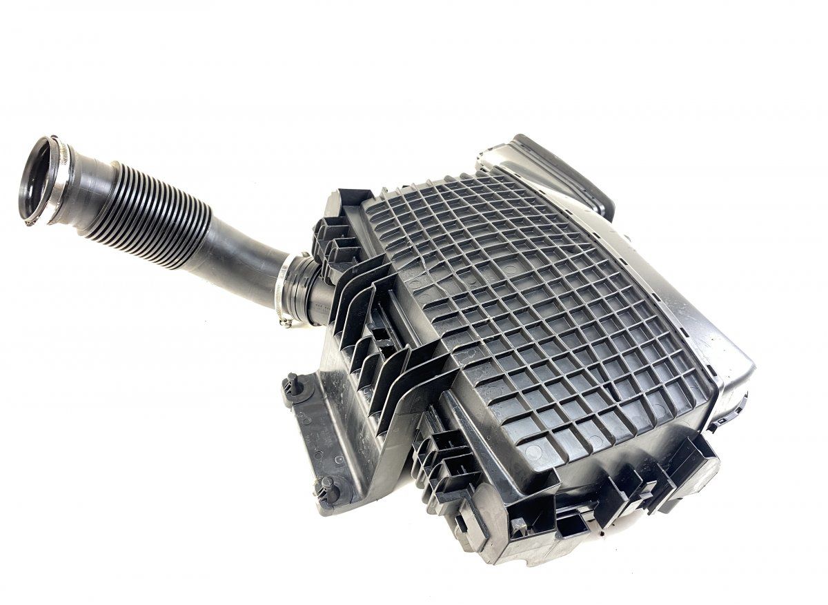 A9105281600 Air Cleaner (filter box) MERCEDES-BENZ SPRINTER (907, 910) (2018-)