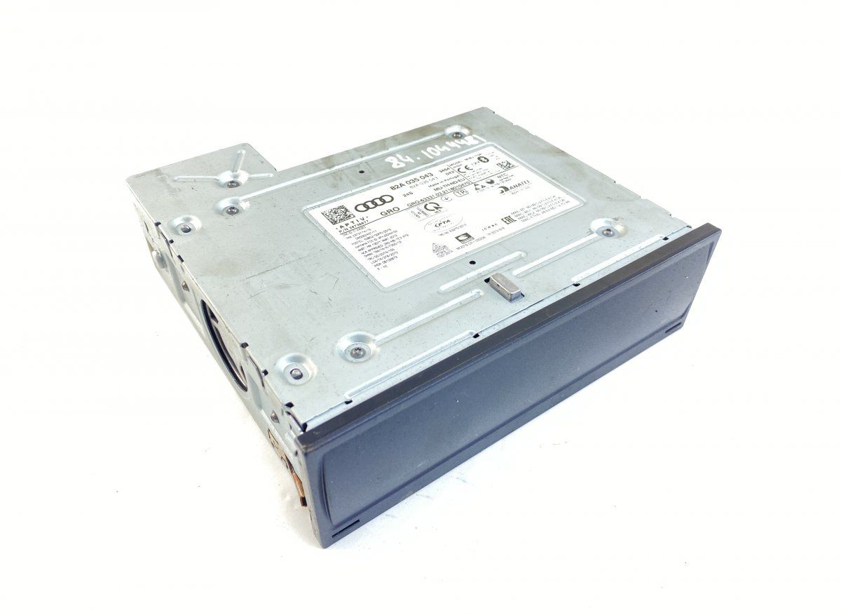 82A035043 Radio AUDI Q3 (F3B, F3N) (2018-)