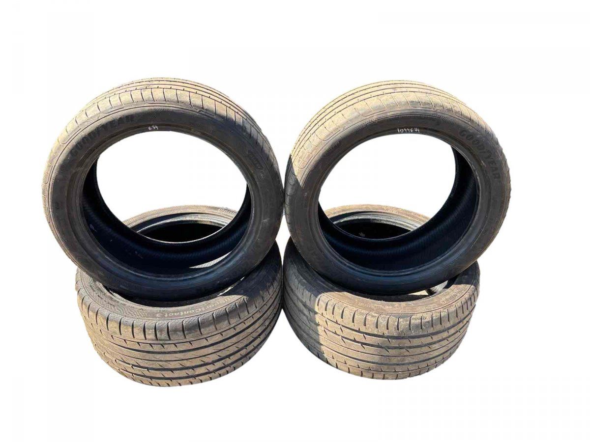Tyre 4 pcs MERCEDES-BENZ SL-CLASS (R230) (2001-2012)