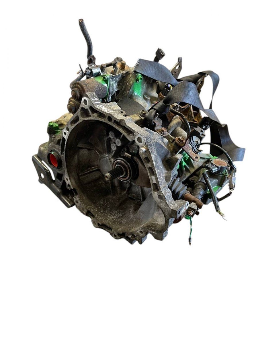 3310212021 3311164011 3110552060 3034052020 Gearbox TOYOTA YARIS II (XP90) (2005-2013)