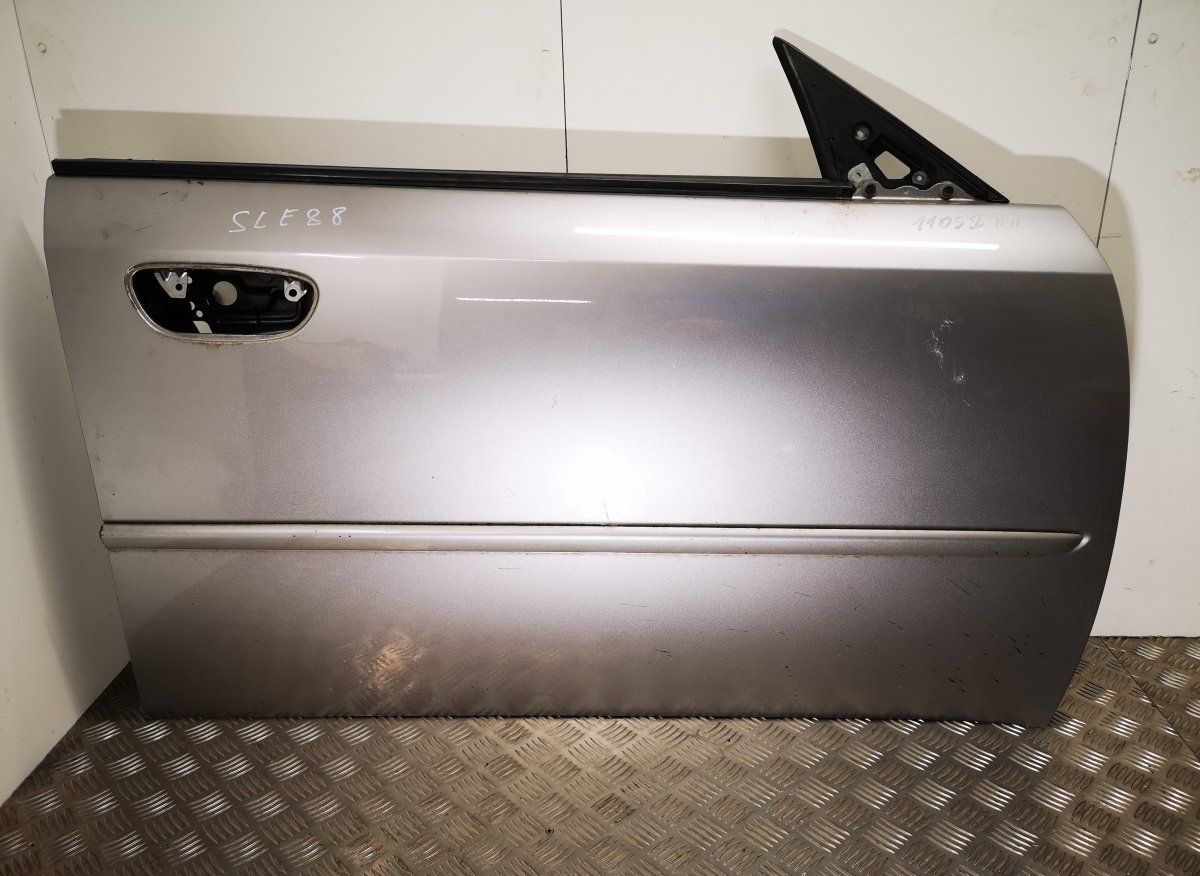 Door Front Right SUBARU LEGACY IV / Outback (2003-2009)