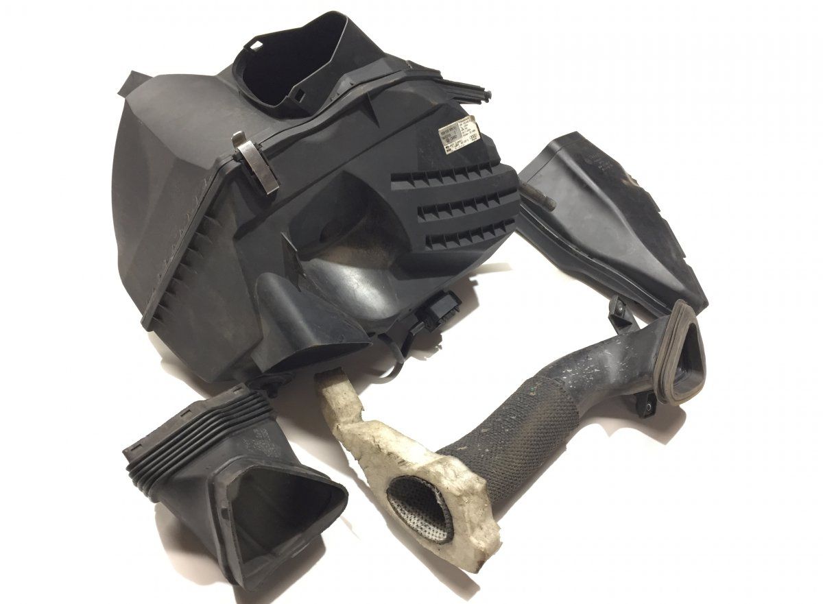 4F0133837BC Air Cleaner (filter box) AUDI A6 / A6 ALLROAD (C6, 4F) (2004-2011)