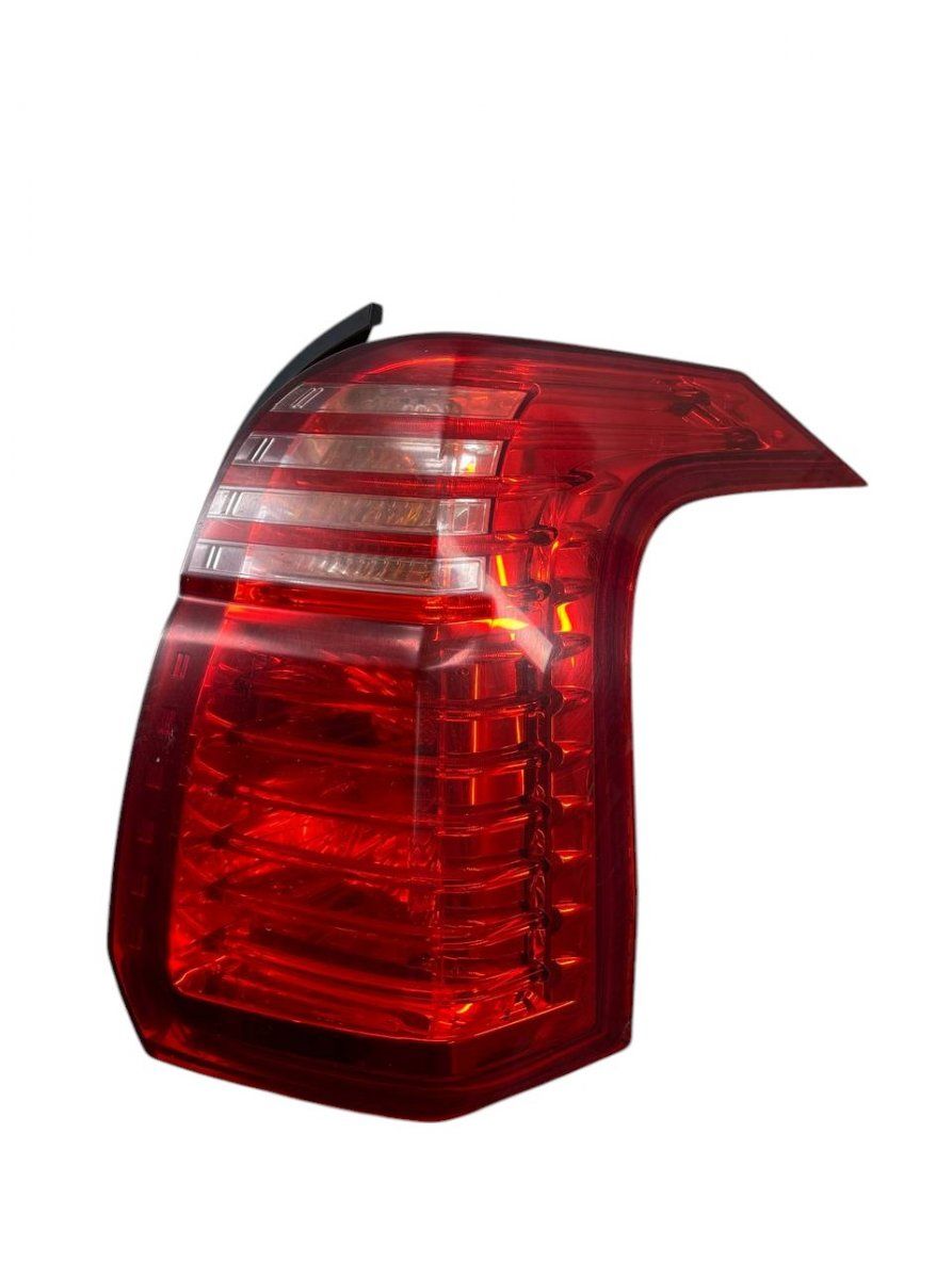 9672666680 26120202 Tail light, right PEUGEOT 5008 I (T87) (2009-2016)