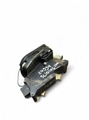 A6397300735 6397300735 Брава плъзгаща се врата дясна MERCEDES-BENZ VITO / VIANO (W639) (2003-2014)