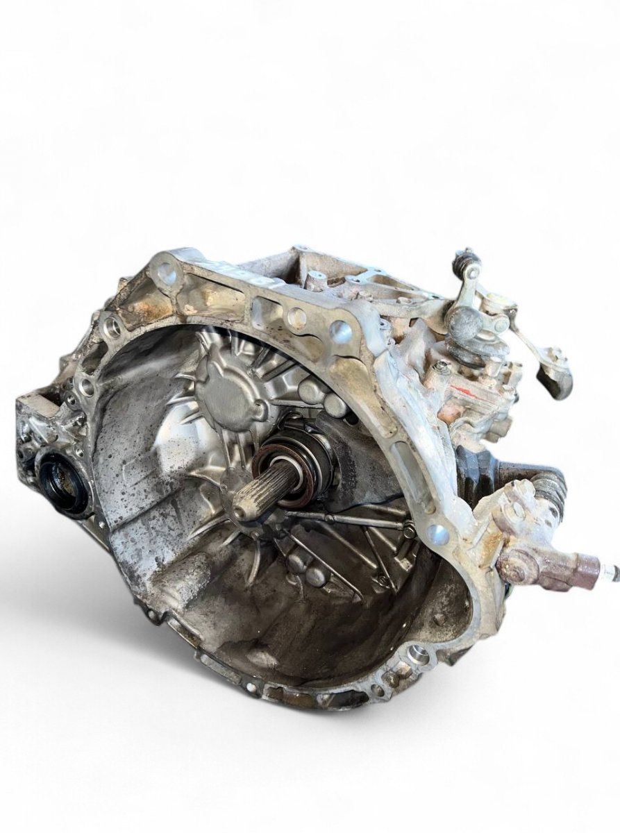 3030064120 Gearbox TOYOTA AVENSIS (T270) (2009-2018)