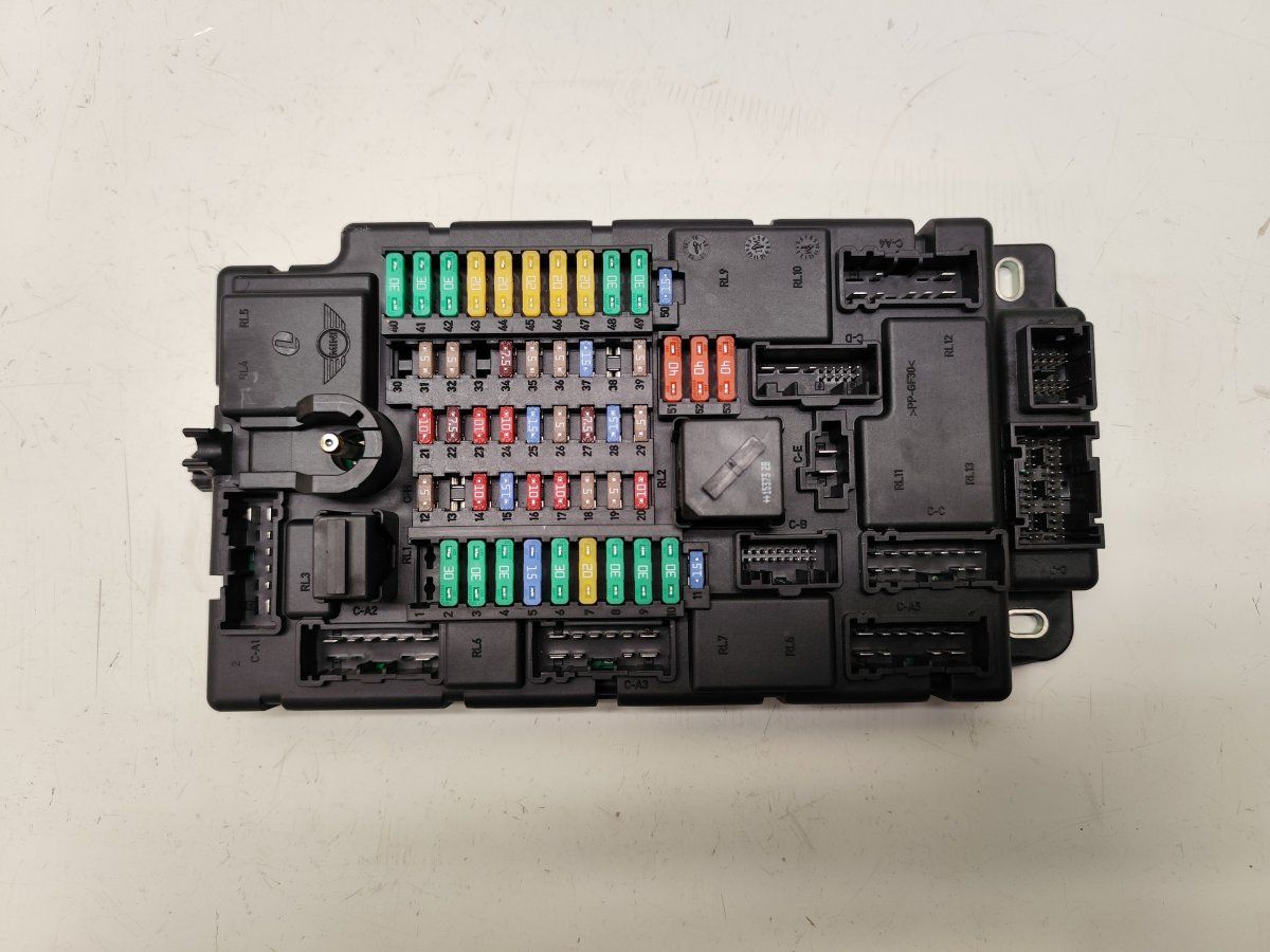 504912F07 Fuse box MINI MINI COUNTRYMAN I (2010-2016)