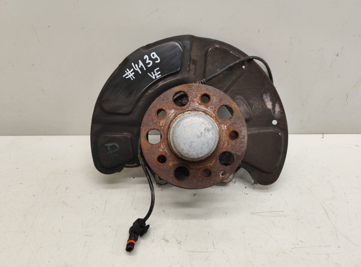 A2123320700 Wheel bearing housing front left MERCEDES-BENZ E-CLASS (W212) (2009-2016)