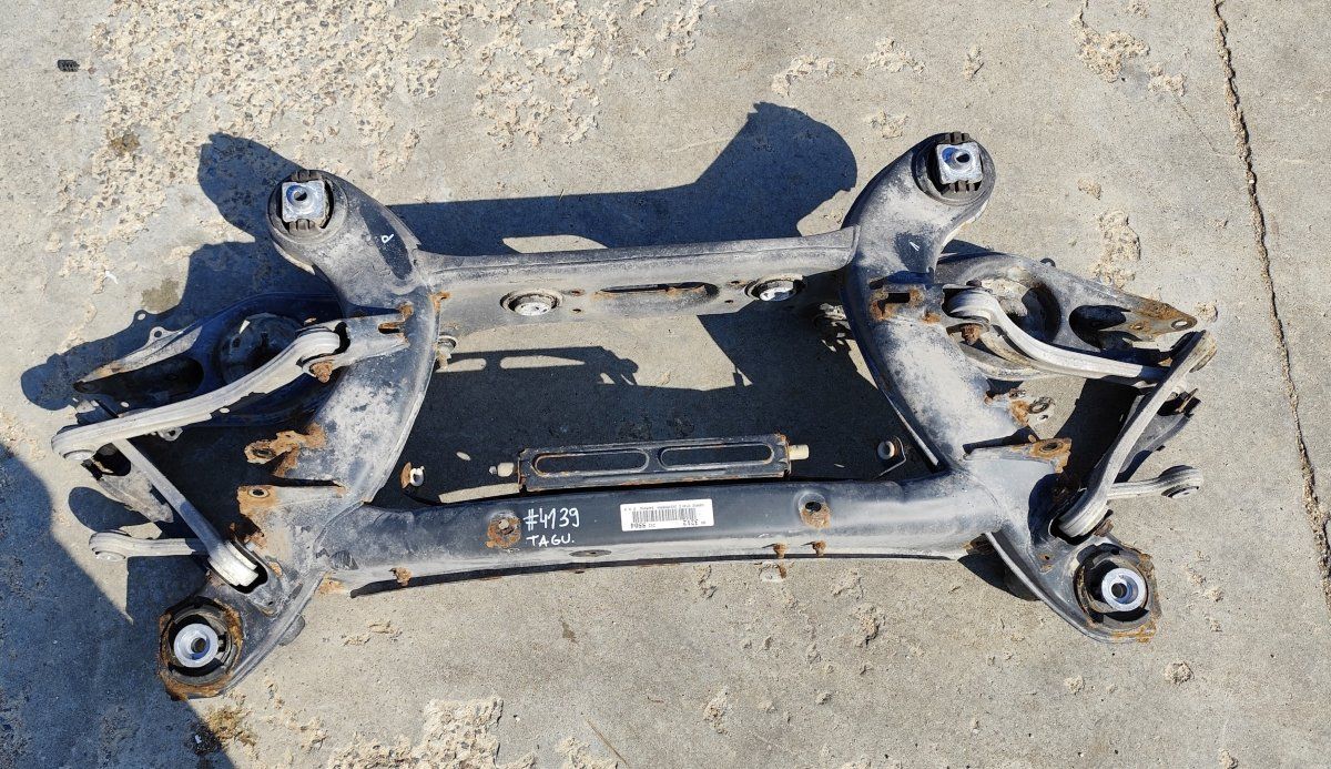 A2073509702 Rear axle Beam MERCEDES-BENZ E-CLASS (W212) (2009-2016)