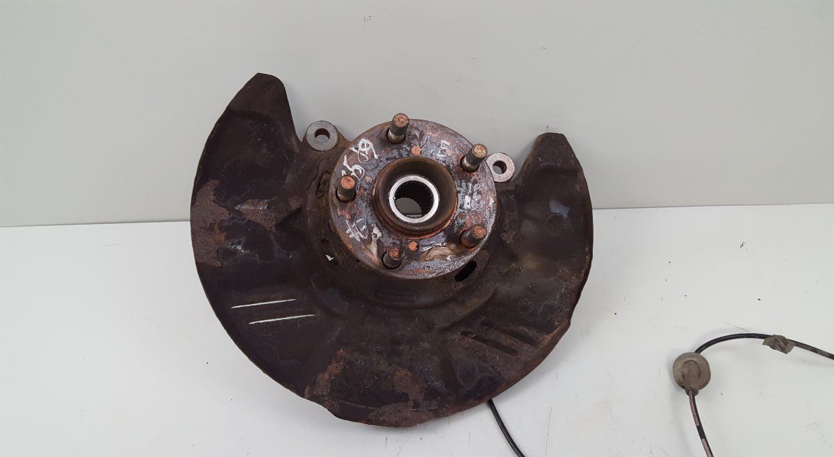 28313AG030 Wheel bearing housing front left SUBARU FORESTER (SJ) (2013-2018)