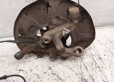 Obudowa łożyska koła przód lewy MERCEDES-BENZ E-CLASS (W212) (2009-2016)