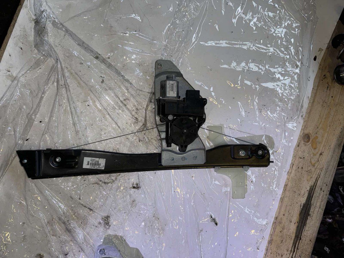 Window Regulator Compl. front right PEUGEOT 508 I (W23) (2010-2018)