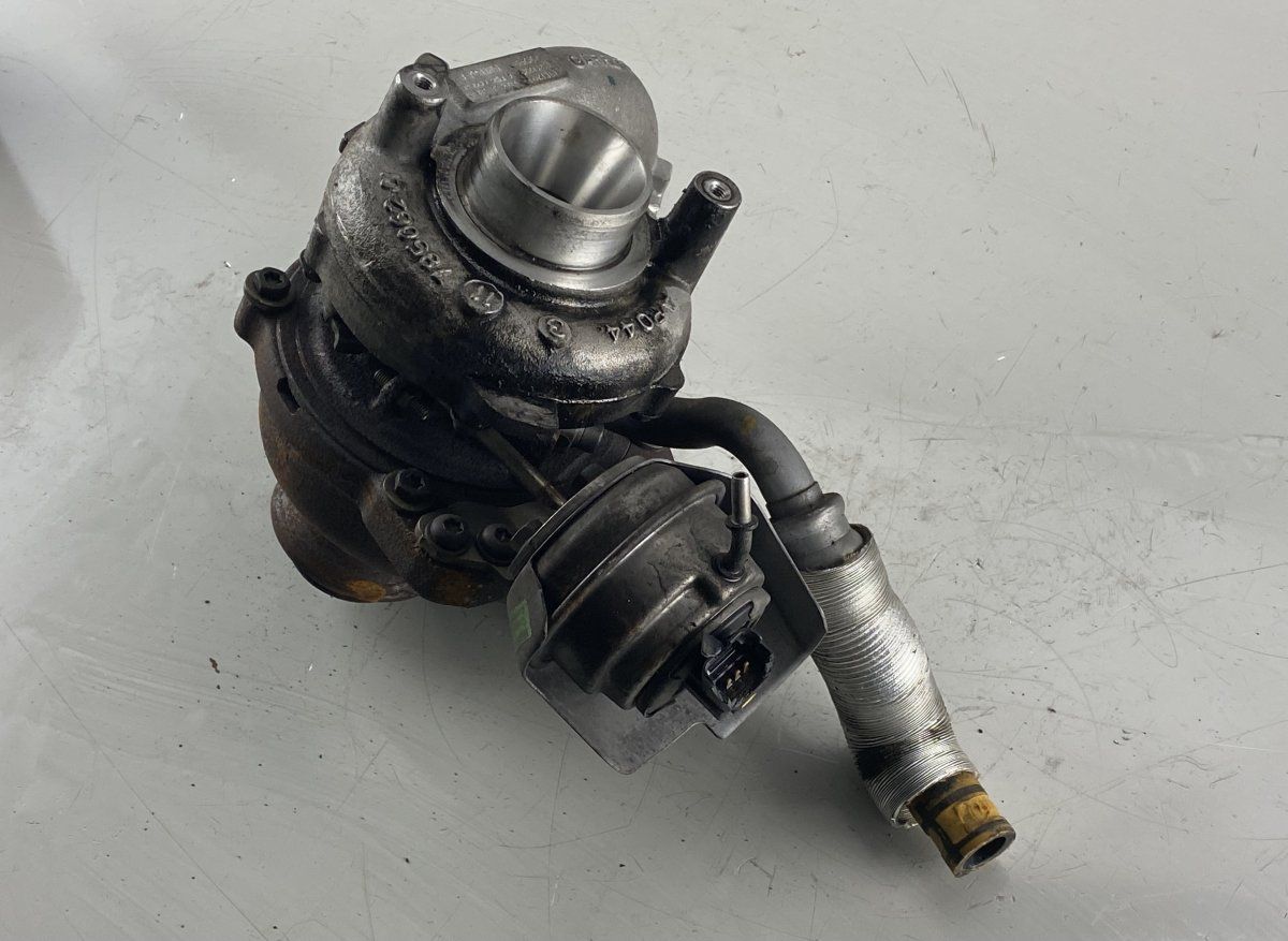 Turbocharger FORD FOCUS III (2010-2018)