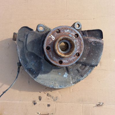 Wheel bearing housing front right VOLVO XC90 I (2002-2014)