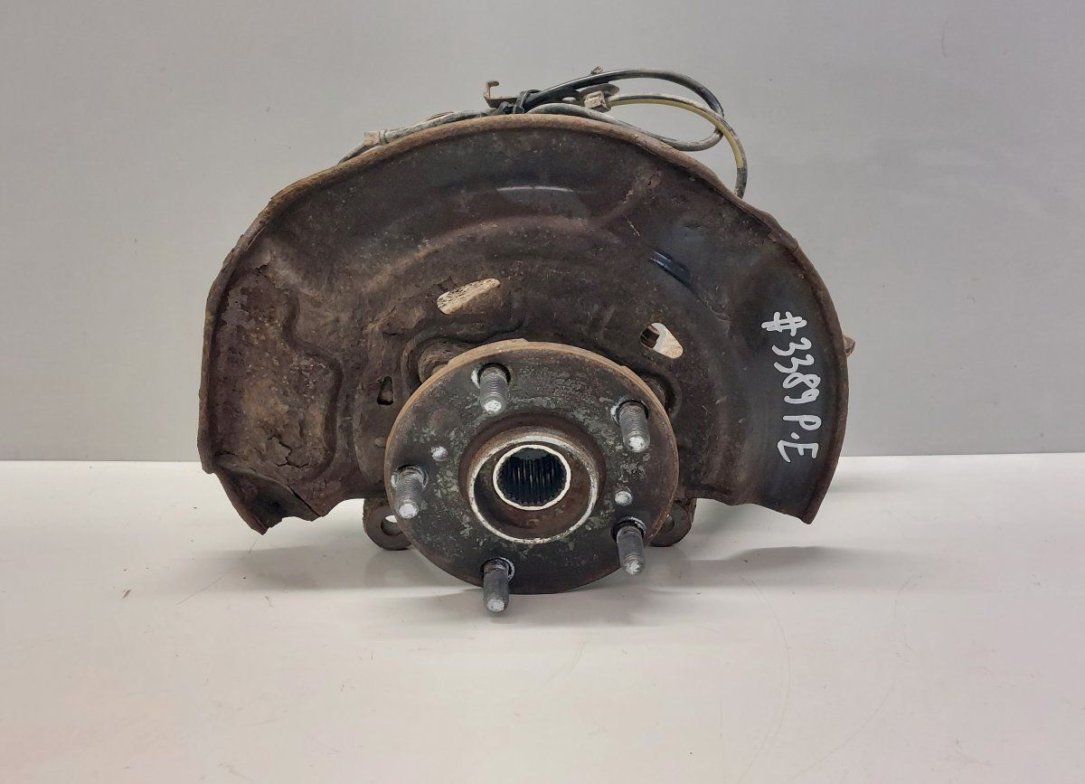 43211-05090 4321105090 Wheel bearing housing front right TOYOTA AVENSIS (T270) (2009-2018)