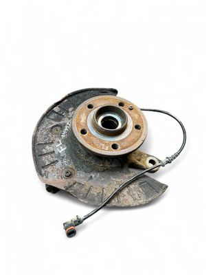 A6393300632 A6393301232 Obudowa łożyska koła przód lewa MERCEDES-BENZ VITO / VIANO (W639) (2003-2014)