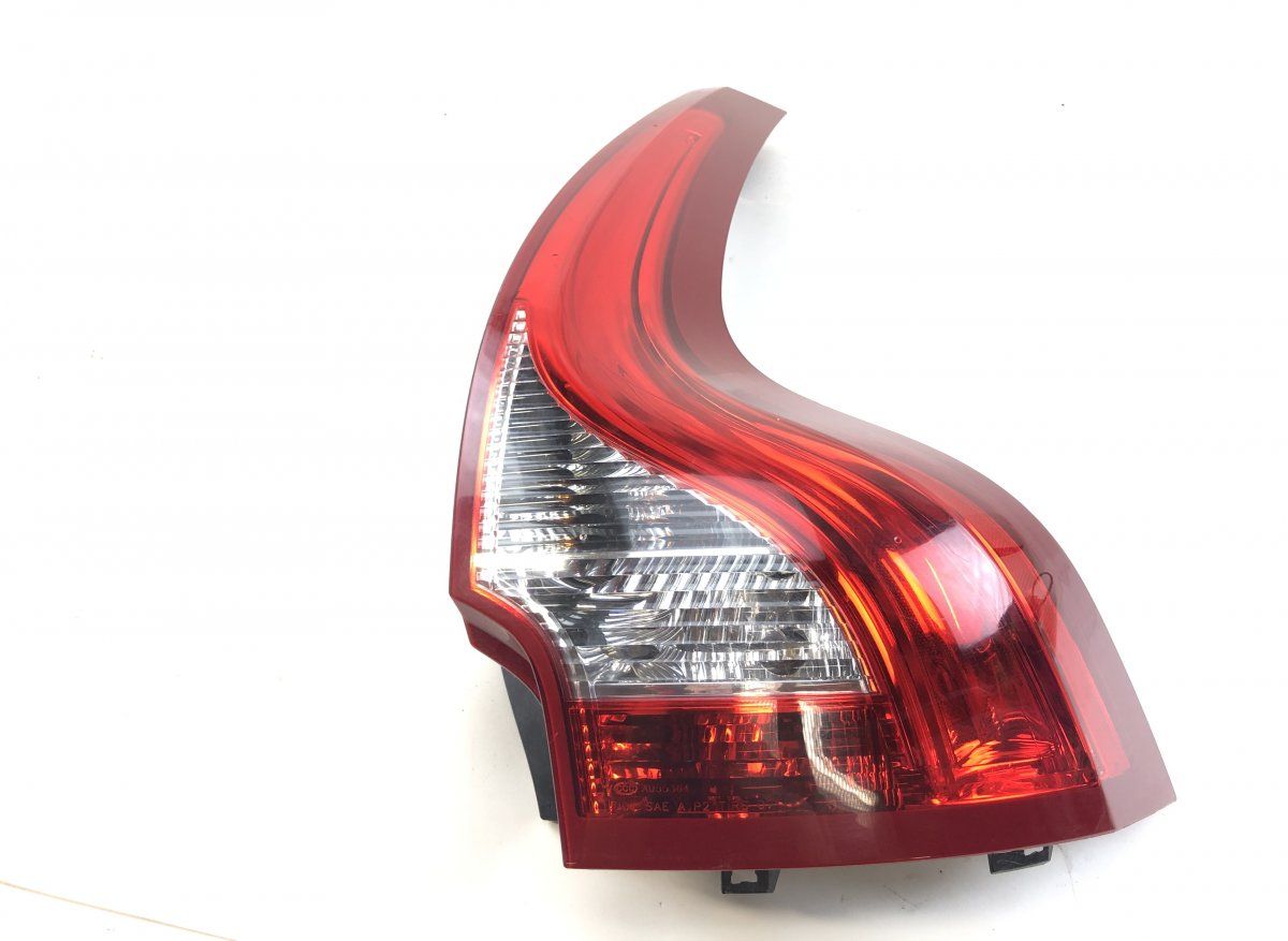 31323035 Tail light, right VOLVO XC60 I (2008-2017)