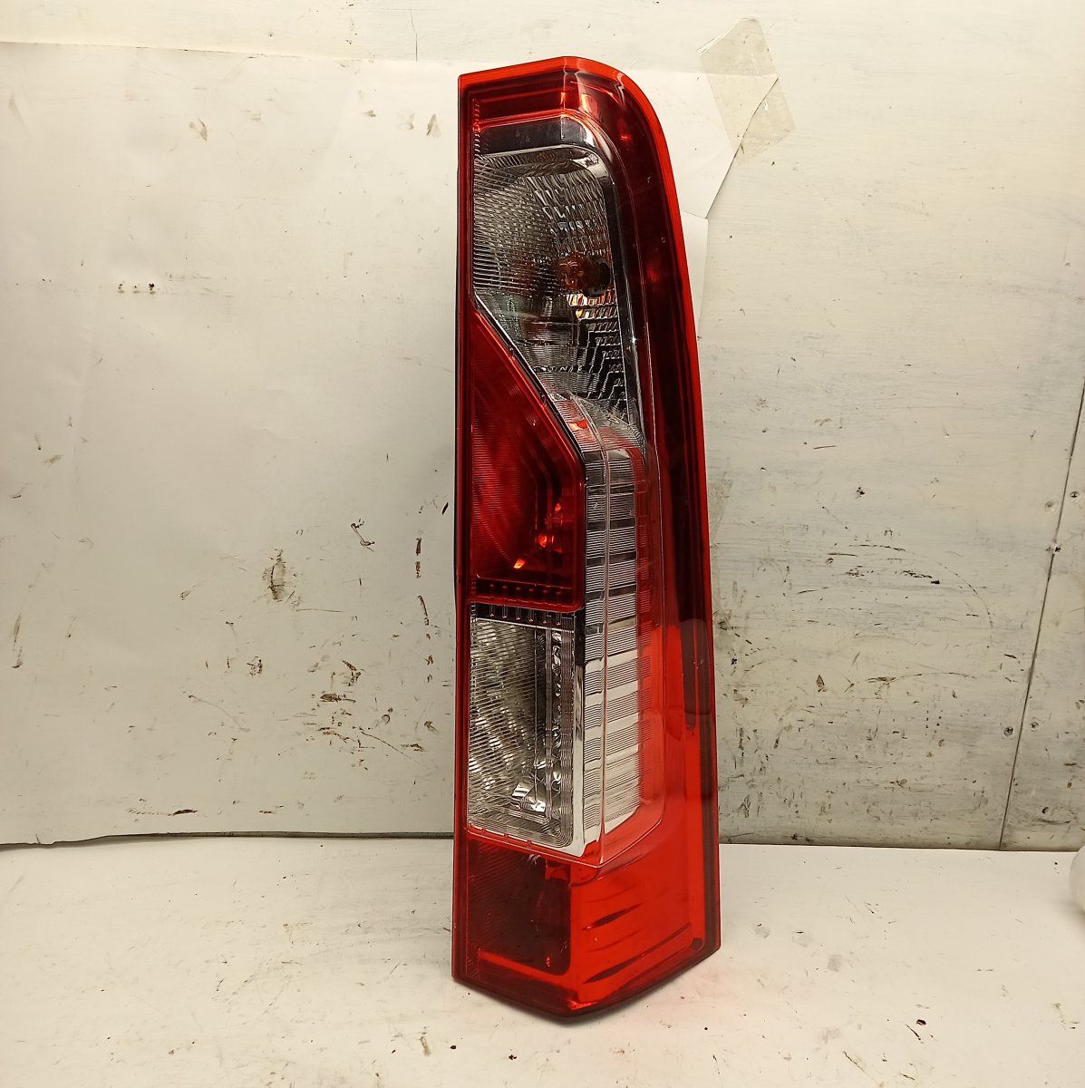 Tail light, right RENAULT MASTER III (FV, JV) (2010-2024)