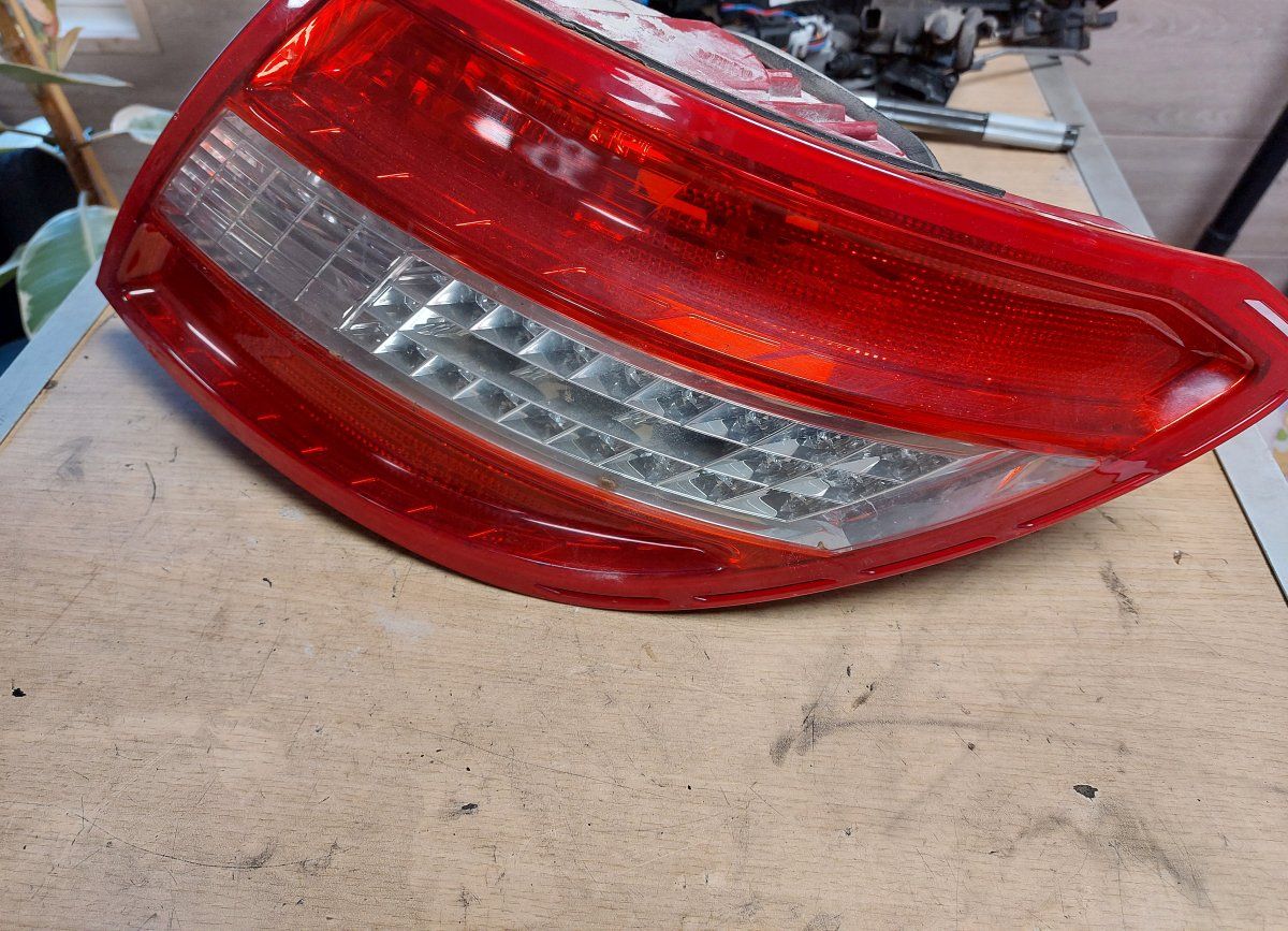 Tail light, right MERCEDES-BENZ C-CLASS (W204) (2007-2013)