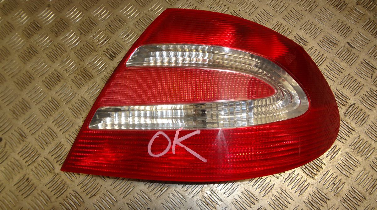 Tail light, right MERCEDES-BENZ CLK (C209) (2002-2010)