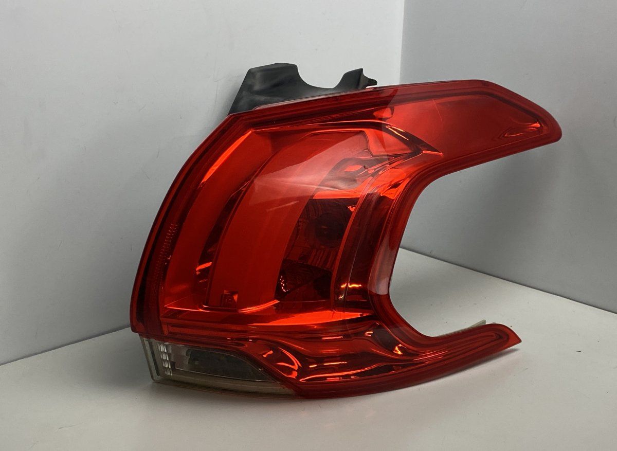 Tail light, right PEUGEOT 2008 I (A94) (2013-2019)
