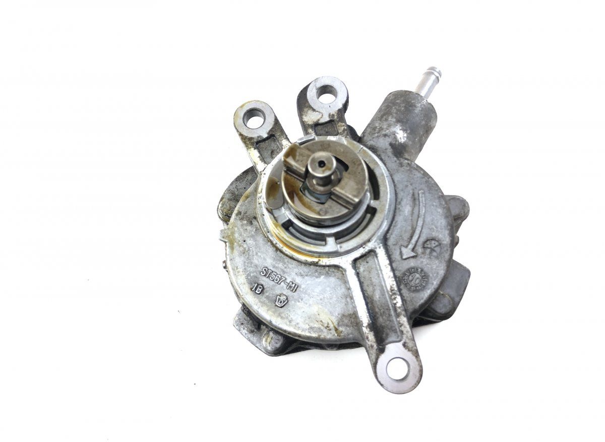 293000T020 293000W022 Vacuum Pump, engine TOYOTA AVENSIS (T270) (2009-2018)