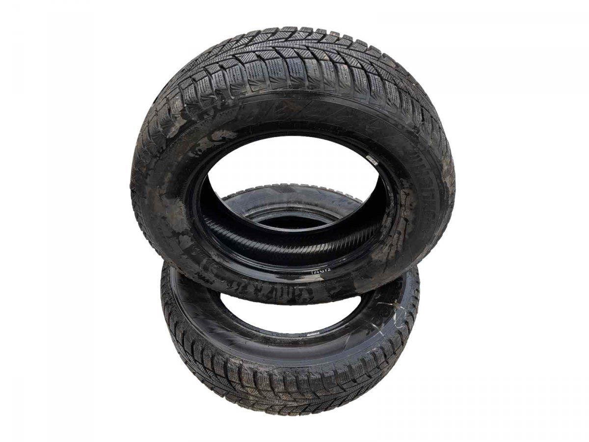 Tyre 2 pcs VW TOUAREG II (7P) (2010-2018)