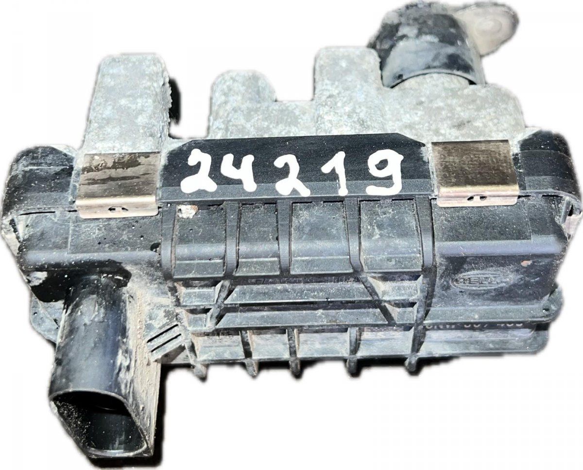 Turbocharger control valve / actuator FORD MONDEO Mk IV (BA7) (2007-2014)