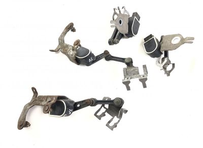 A2059056901 Zestaw czujników wysokości zawieszenia / zestaw MERCEDES-BENZ C-CLASS (W205) (2013-2021)