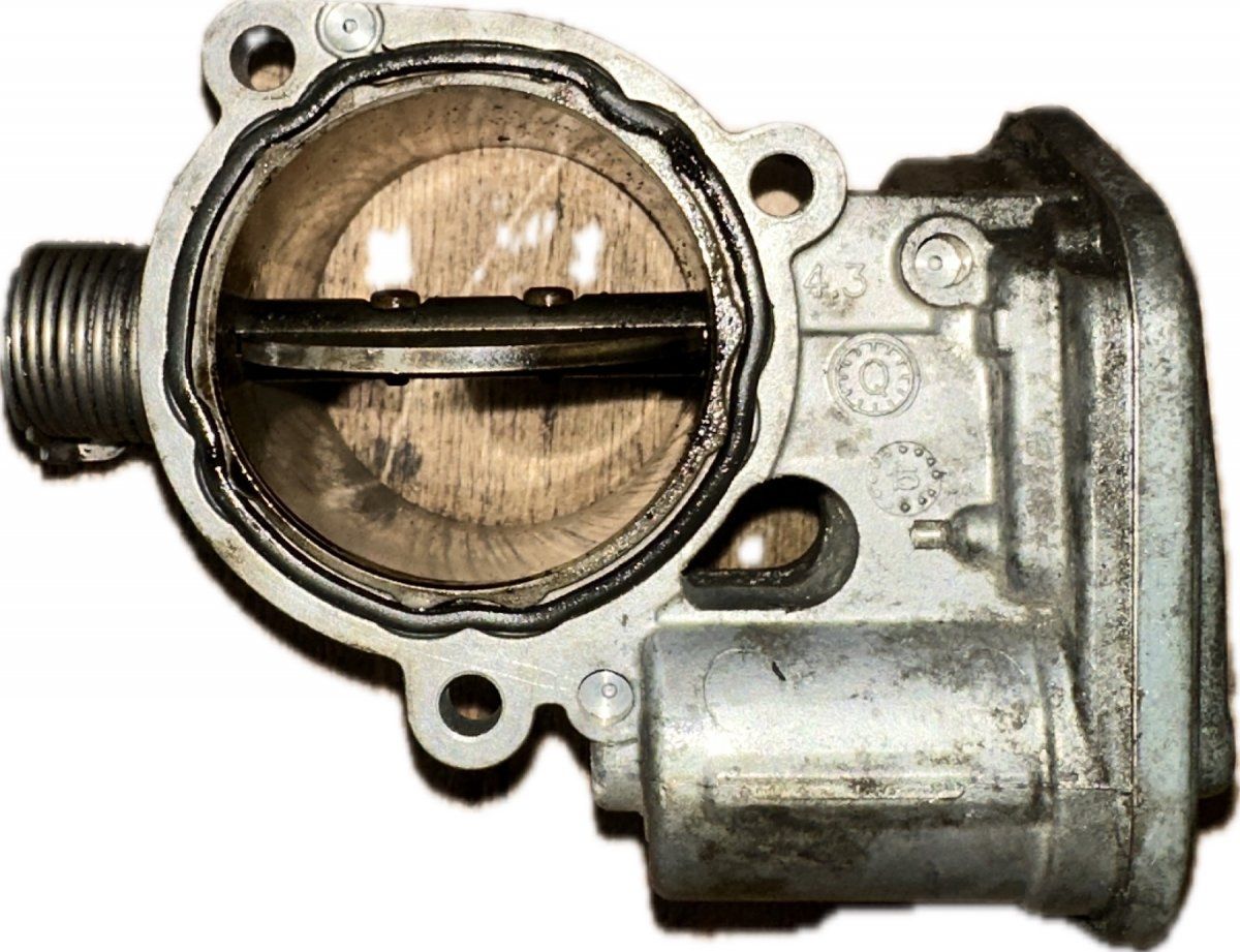 11717804384 Throttle body BMW X5 (E70) (2007-2013)