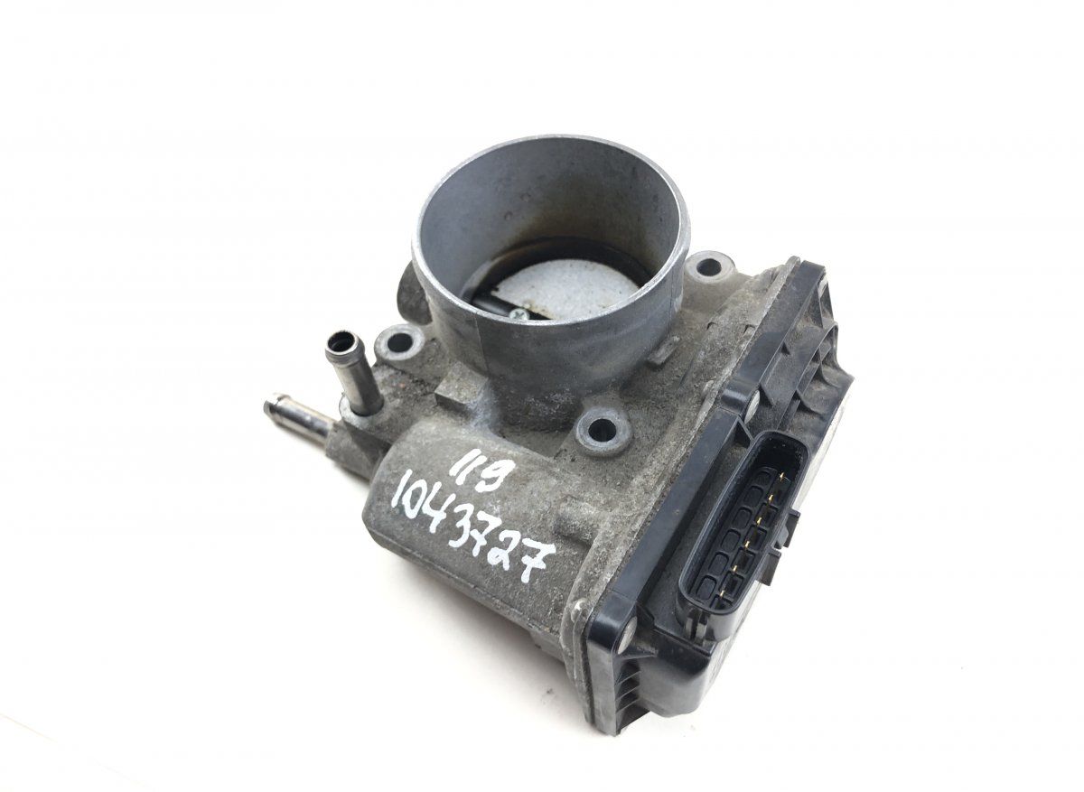 2203037060 Throttle body TOYOTA AURIS (E18) 2012-2018