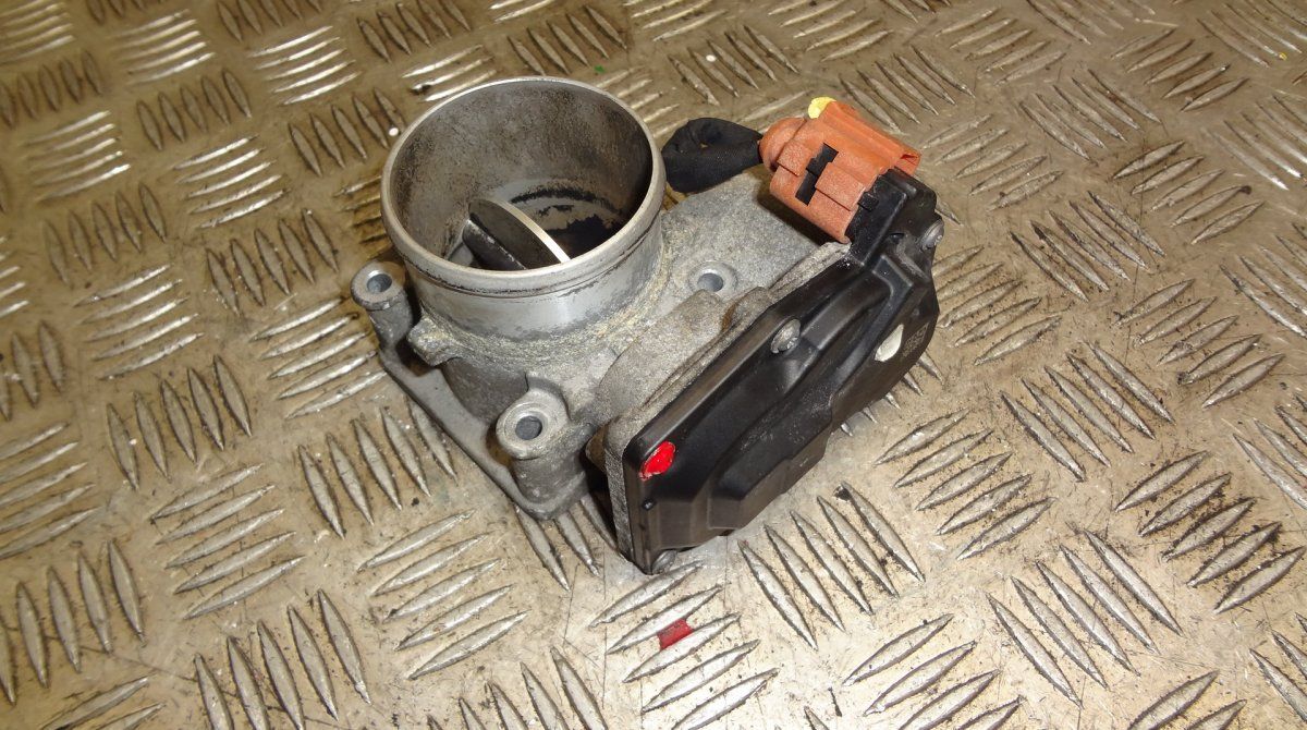 Throttle body KIA SORENTO II (XM) (2009-2015)