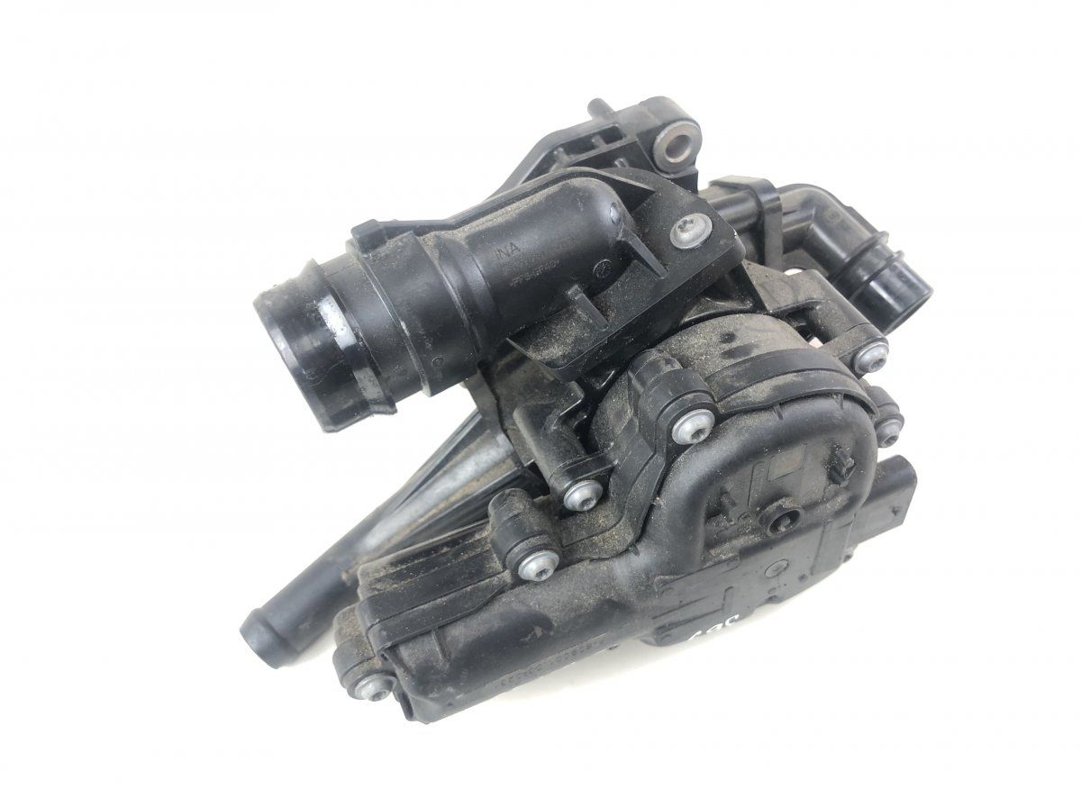 256002M810 Thermostat housing KIA SPORTAGE V (NQ5) (2021-)