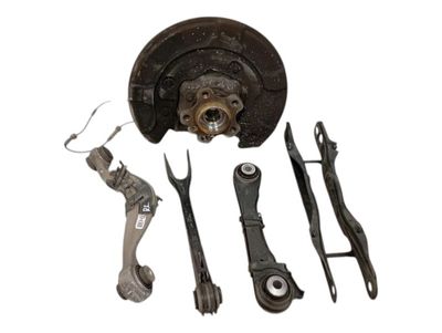 BMW 7 series G11 Left Rear Hub 6865661