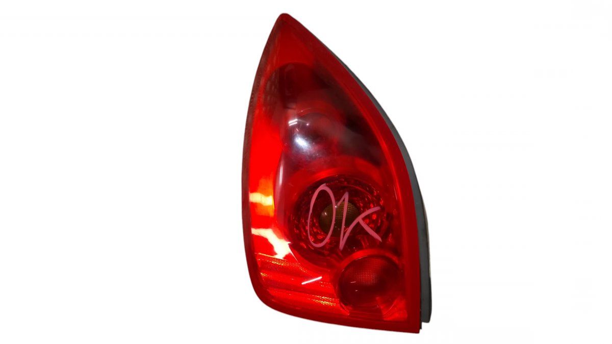 89024302 Tail light left NISSAN PRIMERA (P12) (2002-2008)