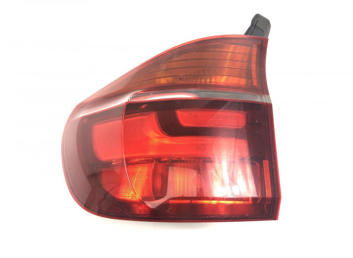 7227789 Tail light left BMW X5 (E70) (2007-2013)