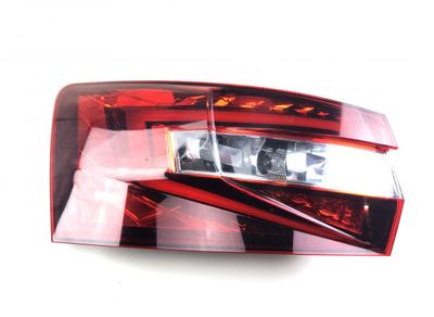3V9945207 Tail light left SKODA SUPERB III (3V3, 3V5) (2015-2024)