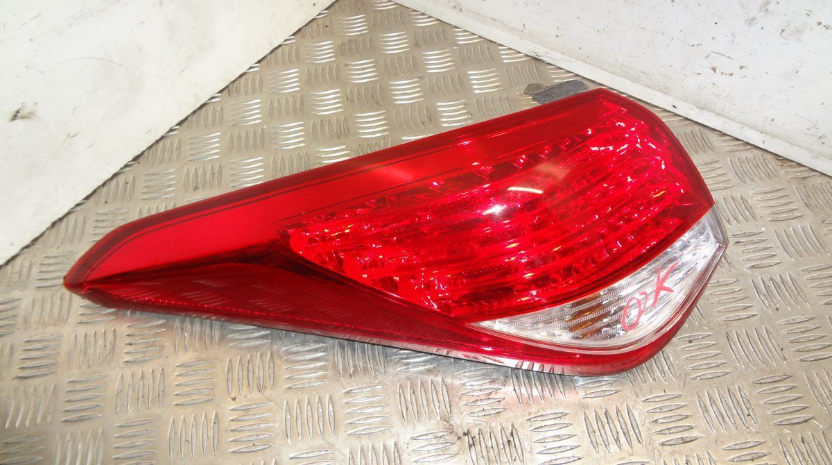 924013Z3 Tail light left HYUNDAI i40 (VF) (2011-2019)