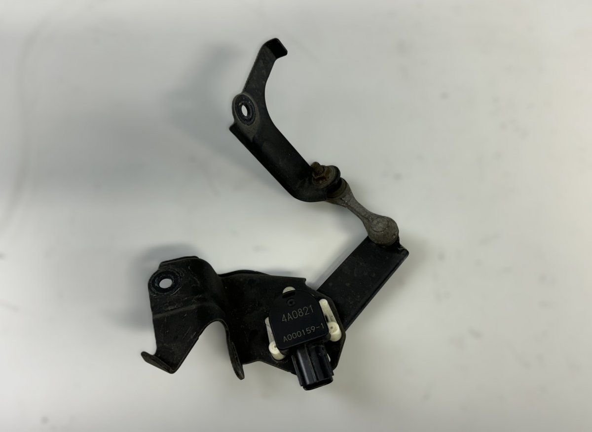 KD54-51-22Y KD545122Y Suspension level sensor rear left MAZDA 3 III (BM) (2013-2018)